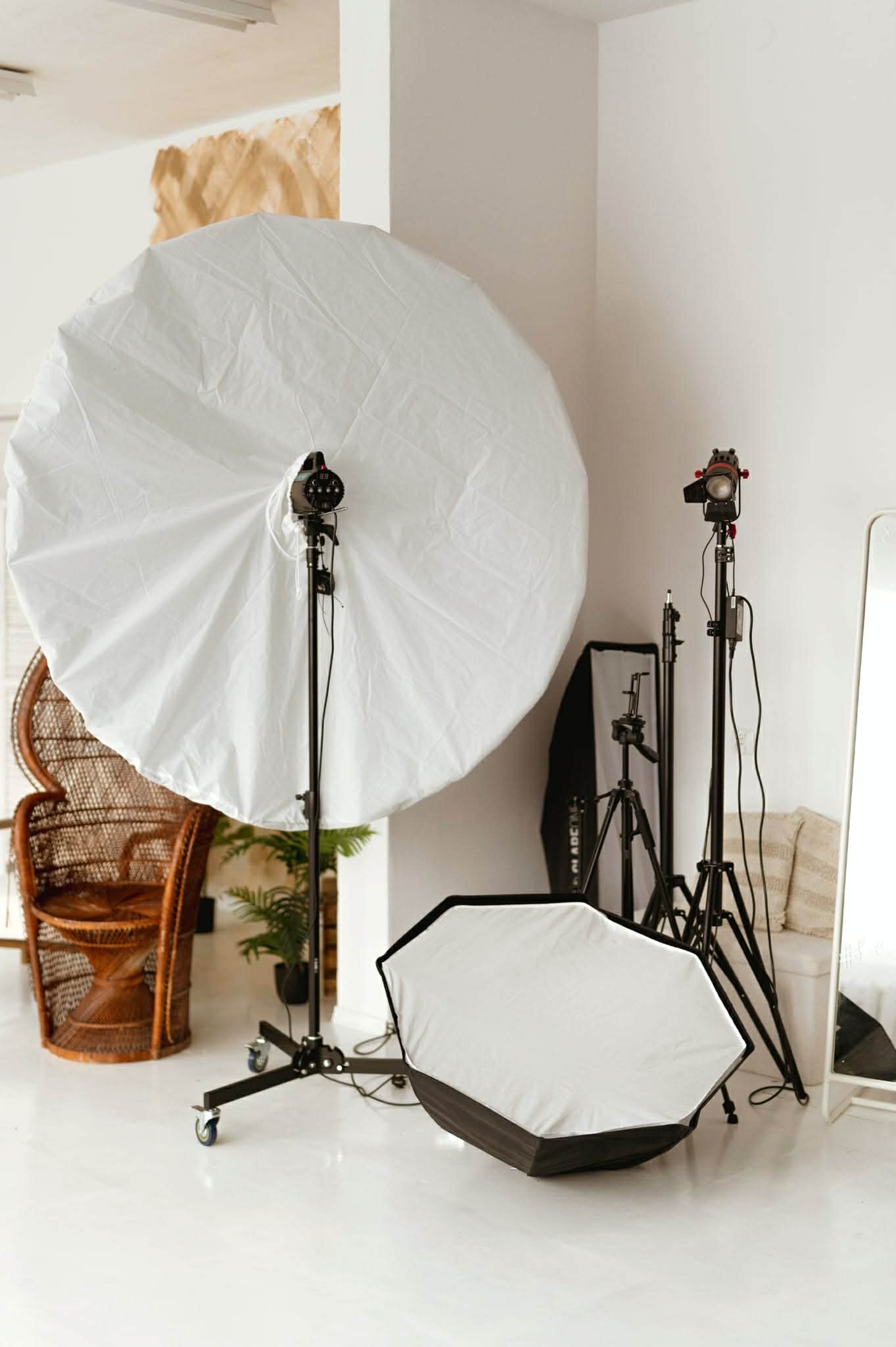 Profesjonalne lampy i statywy